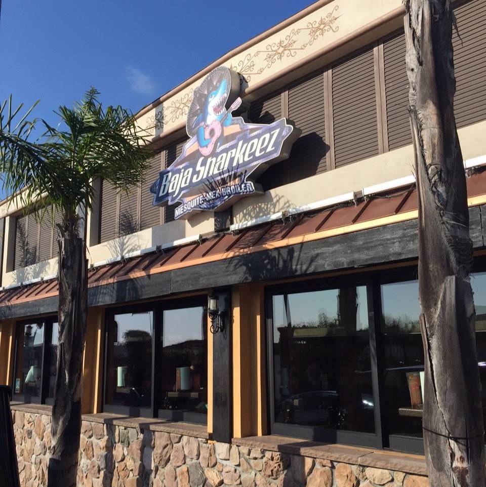 Baja Sharkeez | restaurant | 3600 Highland Ave, Manhattan Beach, CA 90266, USA | 3105458811 OR +1 310-545-8811
