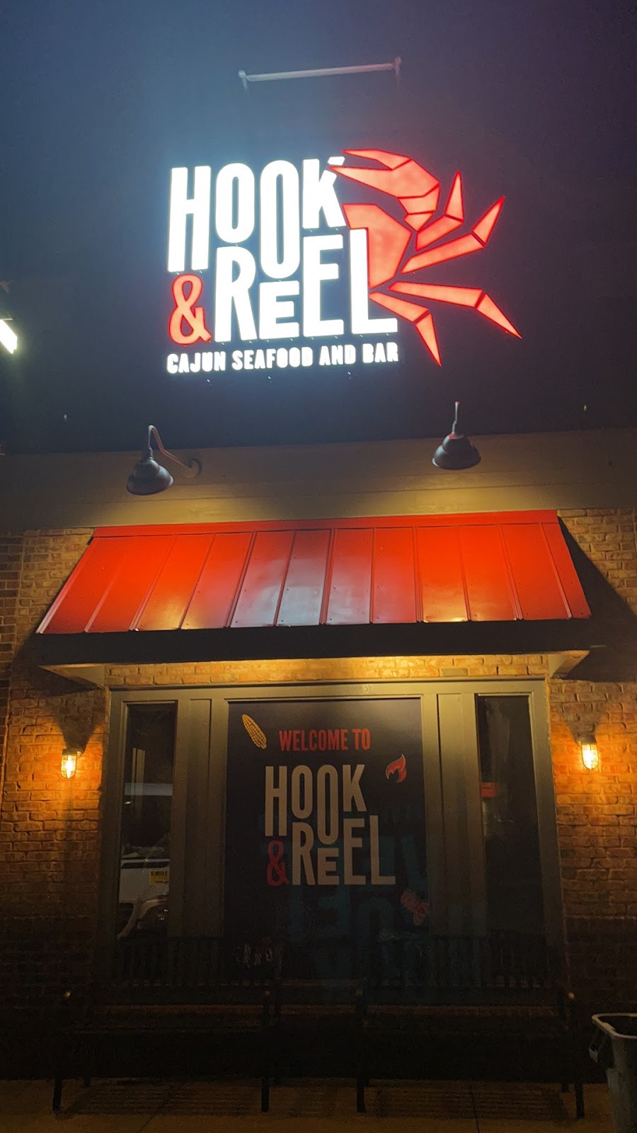 Hook & Reel Cajun Seafood | restaurant | 39605 Ford Rd, Canton, MI 48187, USA | 7349277623 OR +1 734-927-7623