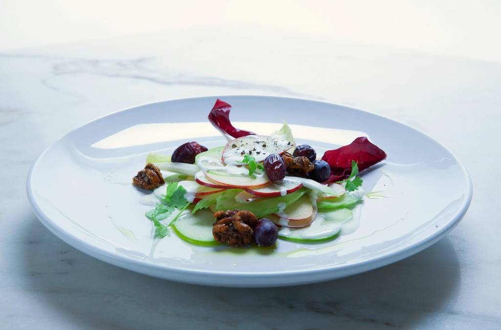 The Fitz | restaurant | 2308 W Wisconsin Ave, Milwaukee, WI 53233, USA | 4143455015 OR +1 414-345-5015