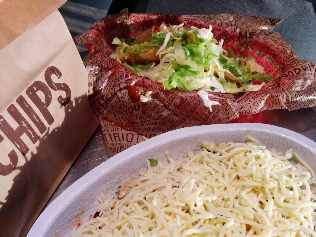 Chipotle Mexican Grill | restaurant | 186 NJ-35, Eatontown, NJ 07724, USA | 7323895041 OR +1 732-389-5041