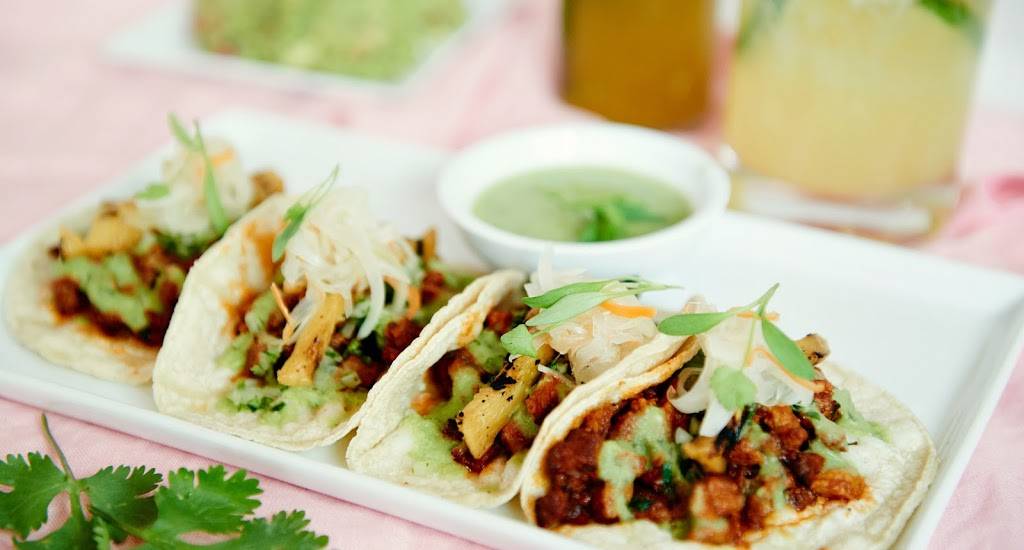 Al Chulo by Altiro Latin Fusion | restaurant | 1400 S Neltnor Blvd, West Chicago, IL 60185, USA | 6305200615 OR +1 630-520-0615