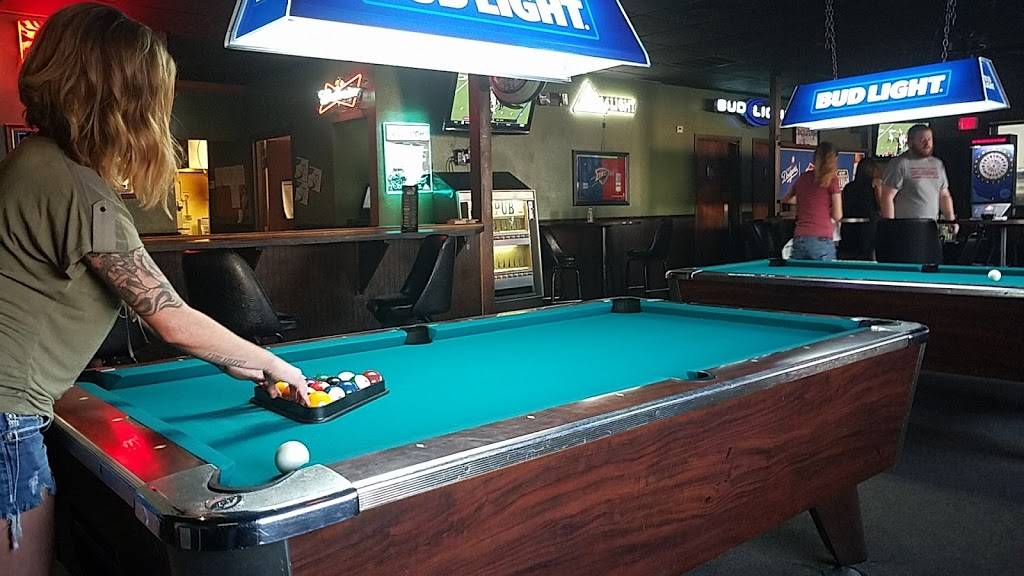 Henry Hudsons Pub | restaurant | 1131 W Memorial Rd, Oklahoma City, OK 73134, USA | 4057521444 OR +1 405-752-1444