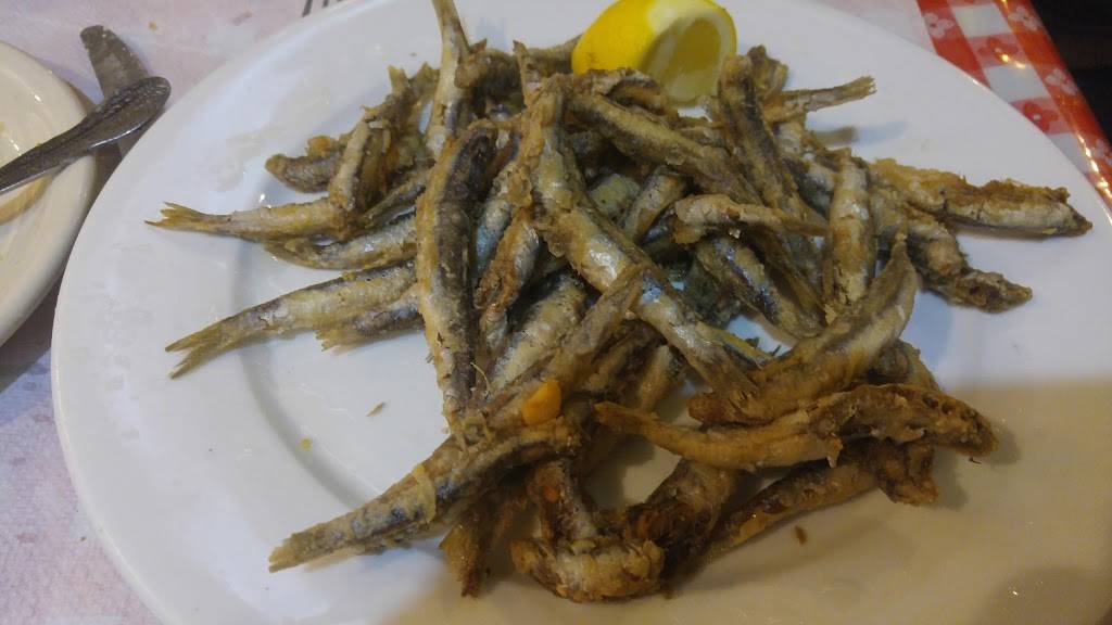 Gregorys 26 Corner Taverna | restaurant | 26-02 23rd Ave, Long Island City, NY 11105, USA | 7187775511 OR +1 718-777-5511