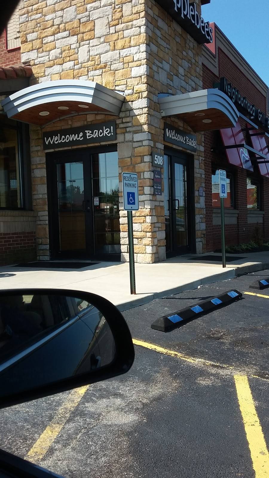 Applebees Grill + Bar | restaurant | 508 Howe Ave, Cuyahoga Falls, OH 44221, USA | 3309281500 OR +1 330-928-1500