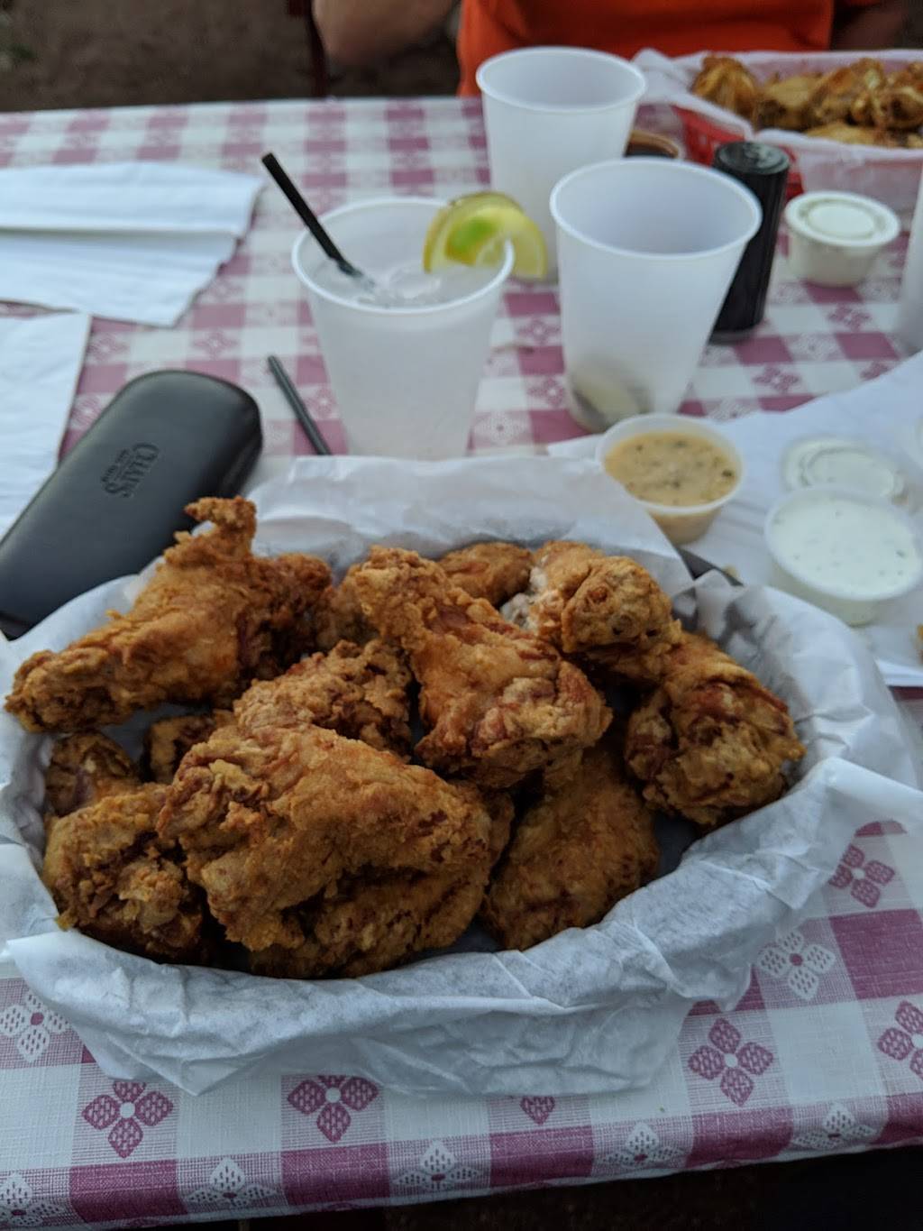 Fillys Roadhouse | restaurant | 1615 N Apache Trail, Apache Junction, AZ 85119, USA | 4806713056 OR +1 480-671-3056