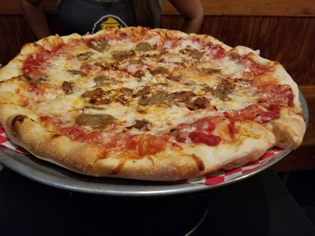 Muros pizza | restaurant | 6301 W Parmer Ln Ste 502, Austin, TX 78729, USA | 5122589898 OR +1 512-258-9898