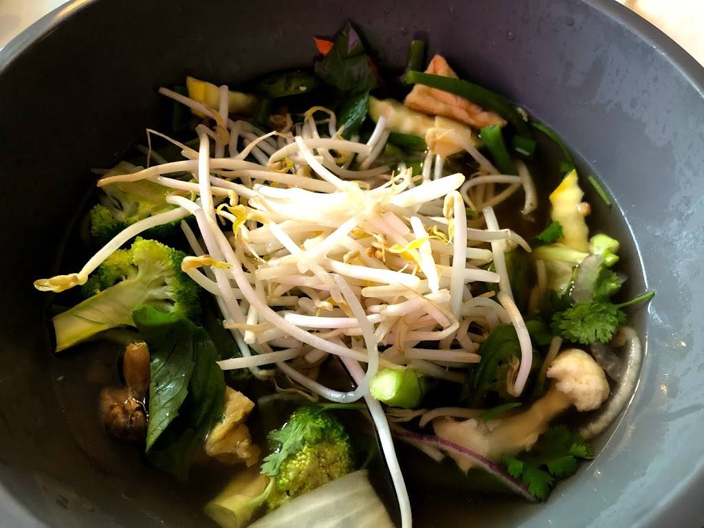 Saigon Saigon | restaurant | 1101 S Joyce St B16, Arlington, VA 22202, USA | 7034120822 OR +1 703-412-0822