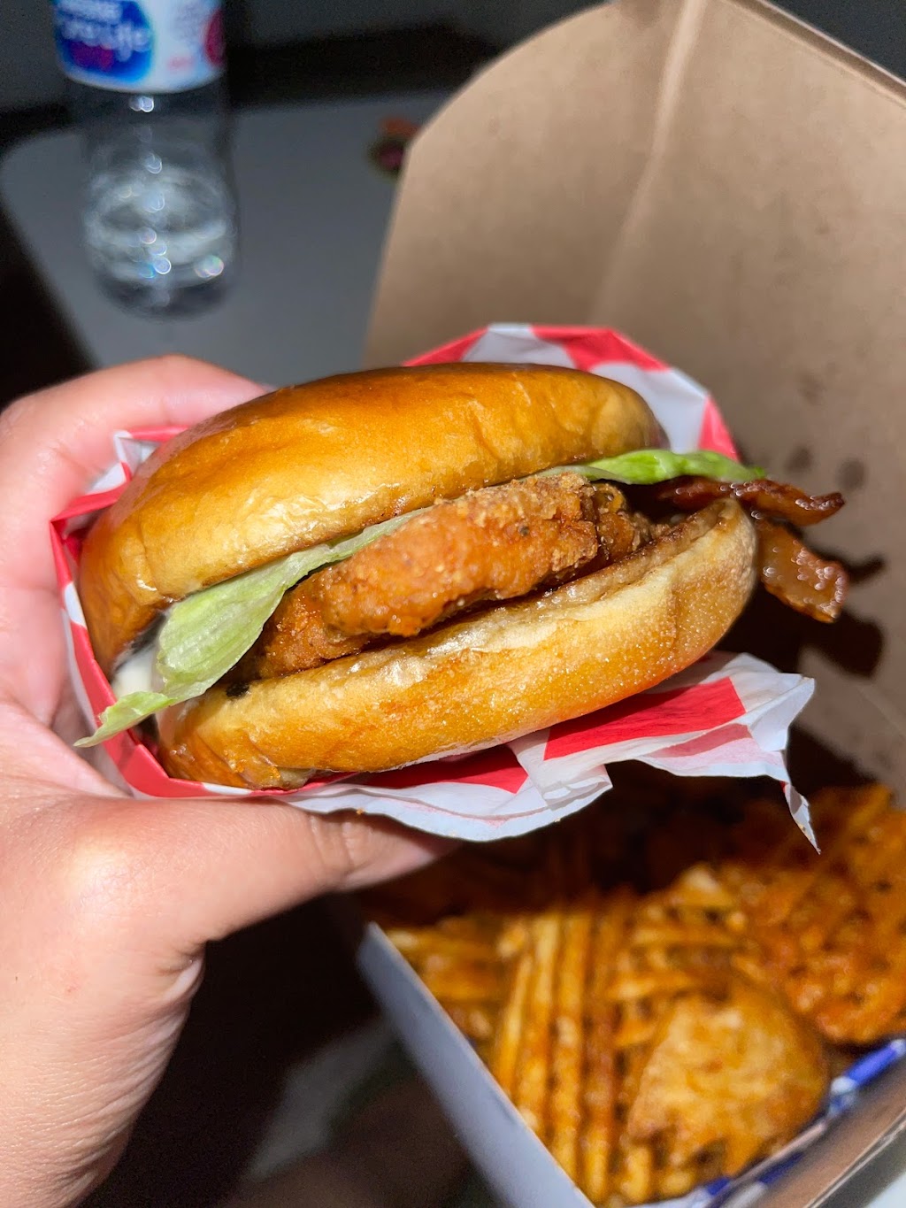 Montys Chicken & Waffles | restaurant | 358 W 38th St, Los Angeles, CA 90037, USA | 3234480207 OR +1 323-448-0207