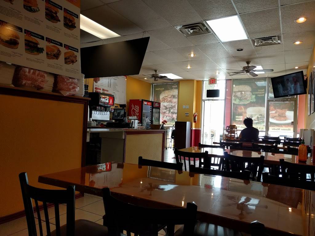 Moms Burgers & Wings | restaurant | 26615 US-380 Ste 170, Providence Village, TX 76227, USA | 9403659980 OR +1 940-365-9980