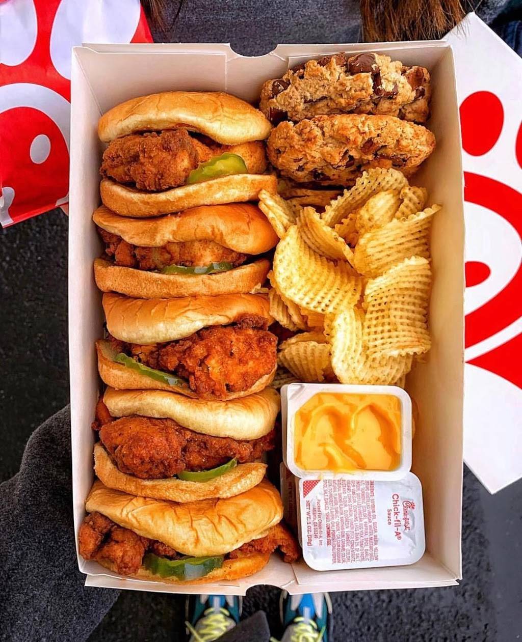 Chick-fil-A | restaurant | 2485 Cumberland Pkwy SE, Atlanta, GA 30339, USA | 7704449376 OR +1 770-444-9376