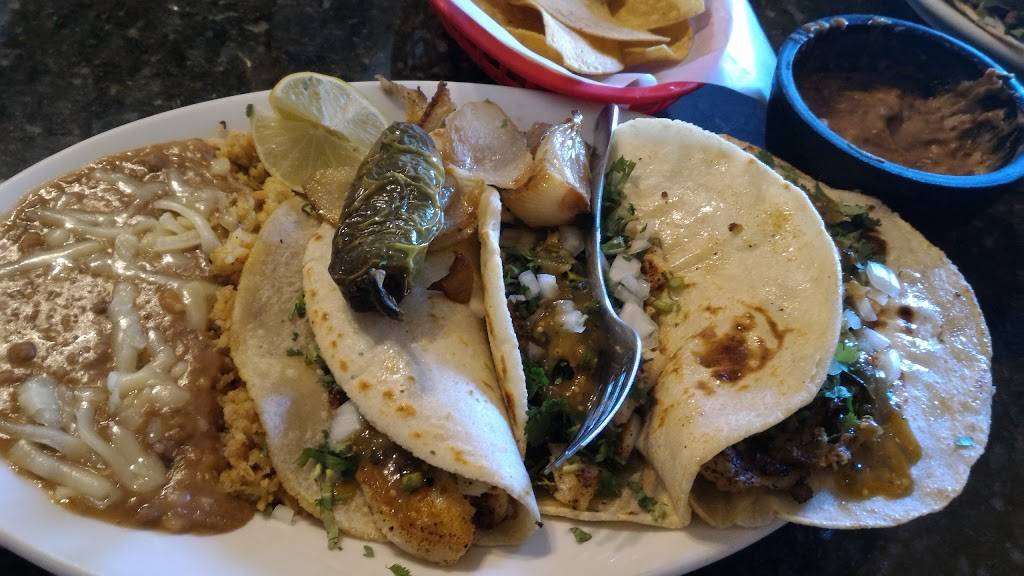 Aracelys Restaurant & Market | restaurant | 1903 D St, Antioch, CA 94509, USA | 9257069087 OR +1 925-706-9087