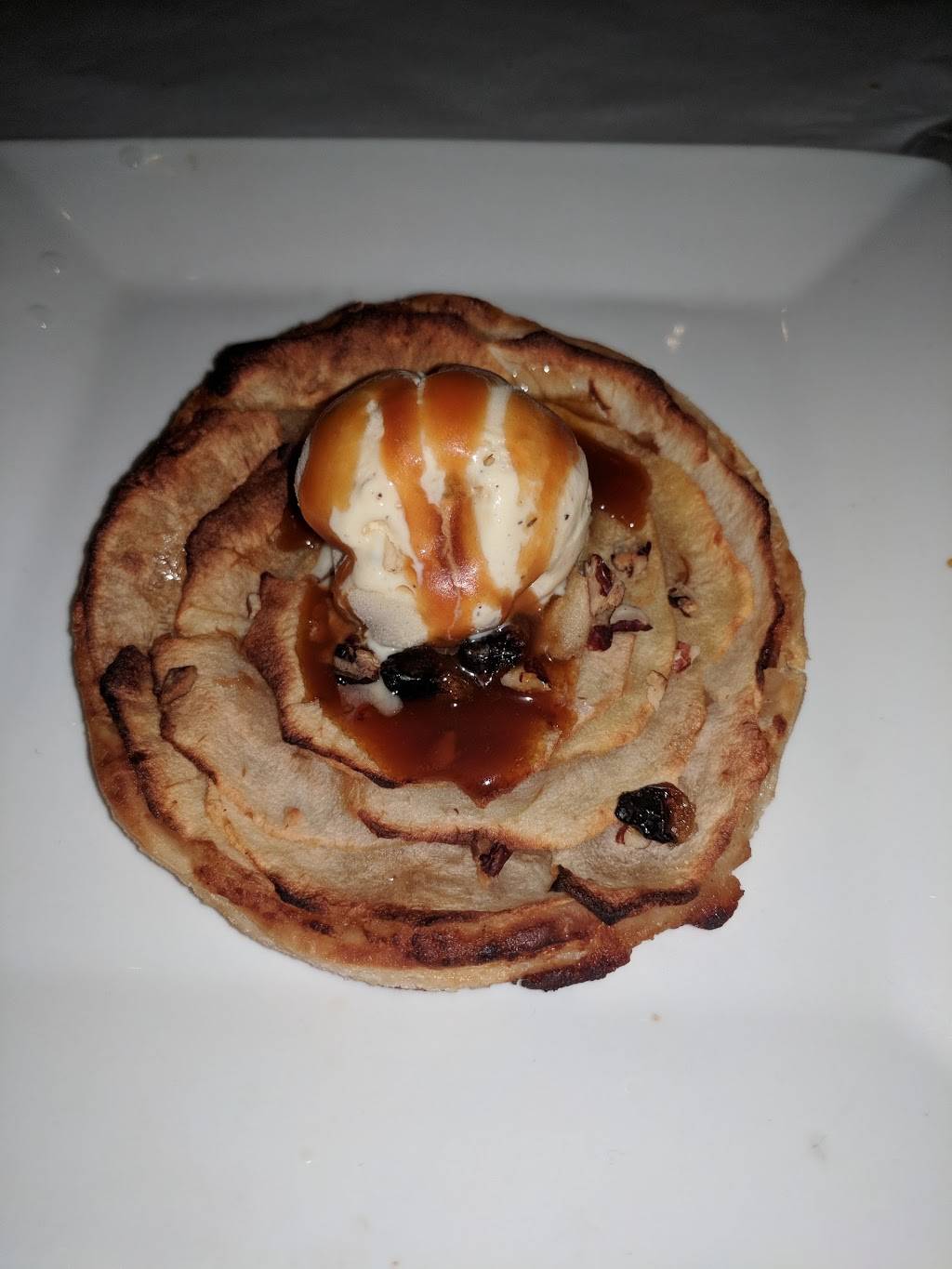 Le Coq Au Vin | restaurant | 4800 S Orange Ave, Orlando, FL 32806, USA | 4078516980 OR +1 407-851-6980