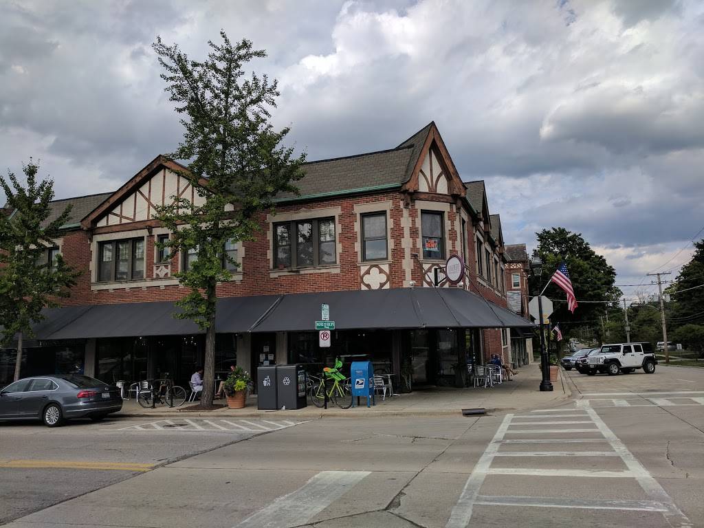 Blackberry Market | cafe | 401 N Main St, Glen Ellyn, IL 60137, USA | 6304749149 OR +1 630-474-9149