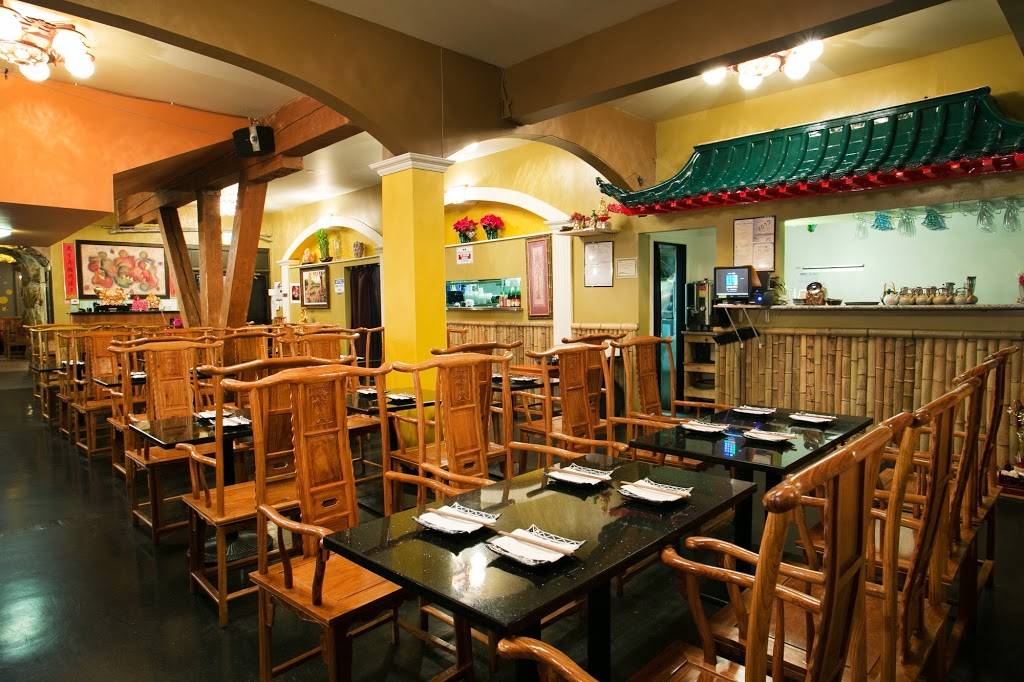 Green Leaf Vietnamese Restaurant | restaurant | 2800 1st Ave, Seattle, WA 98121, USA | 2064483318 OR +1 206-448-3318