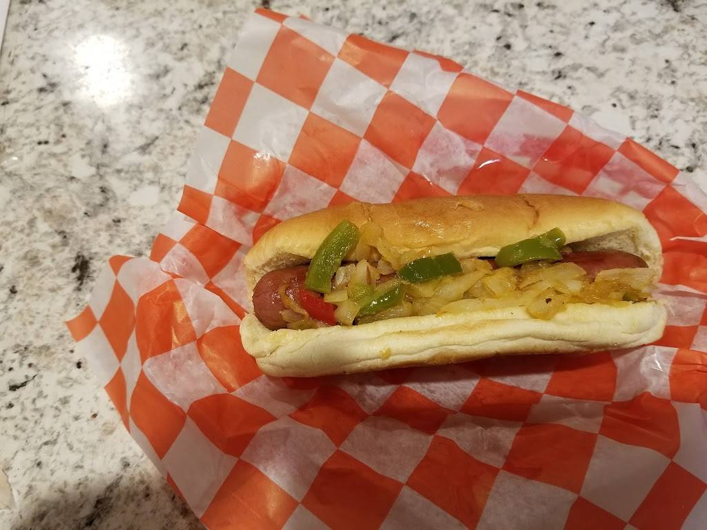 Chapmans Crossroad Kitchen LLC | restaurant | 200 Old Palestine Church Rd, Taylorsville, MS 39168, USA | 6017293663 OR +1 601-729-3663