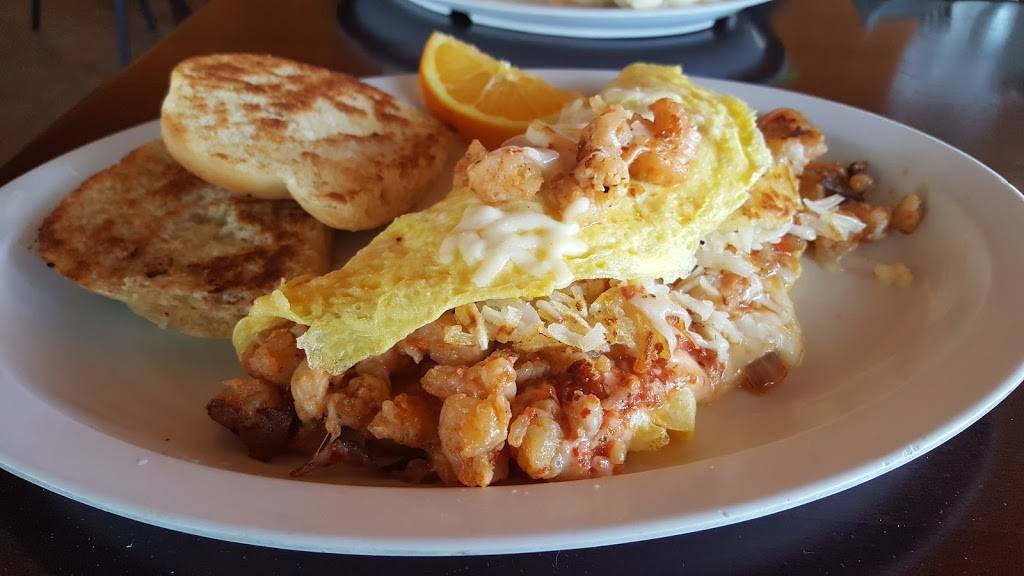 Patricios Grill & Pasta | restaurant | 14700 Elizabeth Lake Rd, Lake Hughes, CA 93532, USA | 6619654329 OR +1 661-965-4329