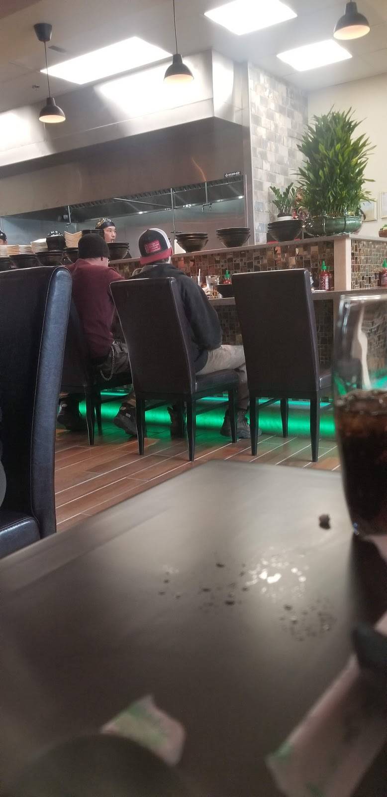 Mizuumi | restaurant | 4225 W Colfax Ave, Denver, CO 80204, USA | 3033538158 OR +1 303-353-8158