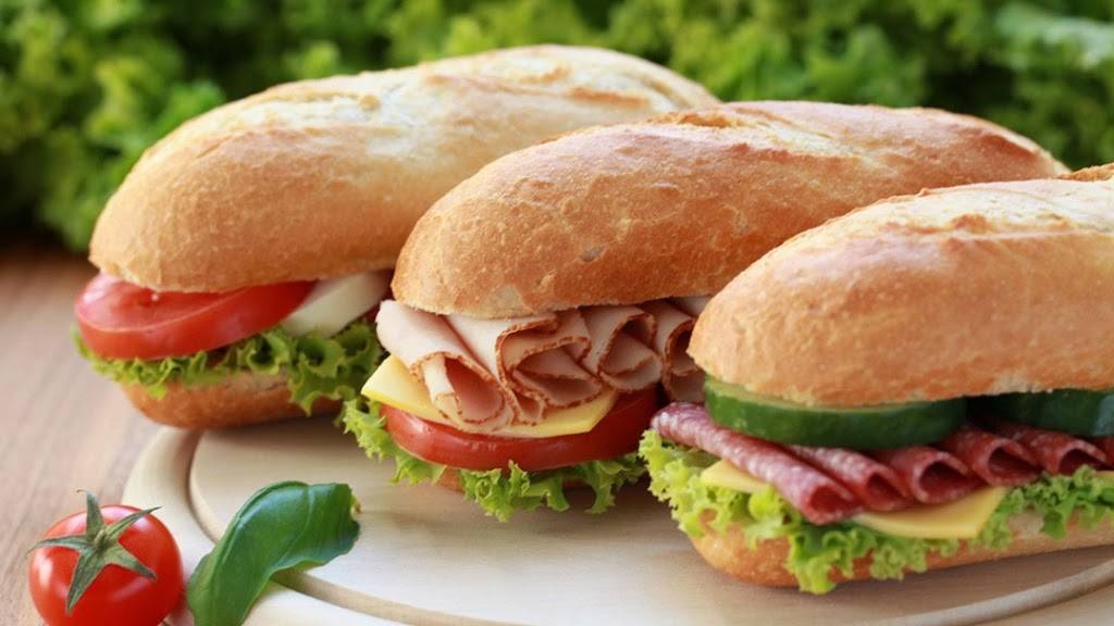 B.K. Sweenys Parkside Tavern | restaurant | 356 Broadway, Bethpage, NY 11714, USA | 5169359597 OR +1 516-935-9597