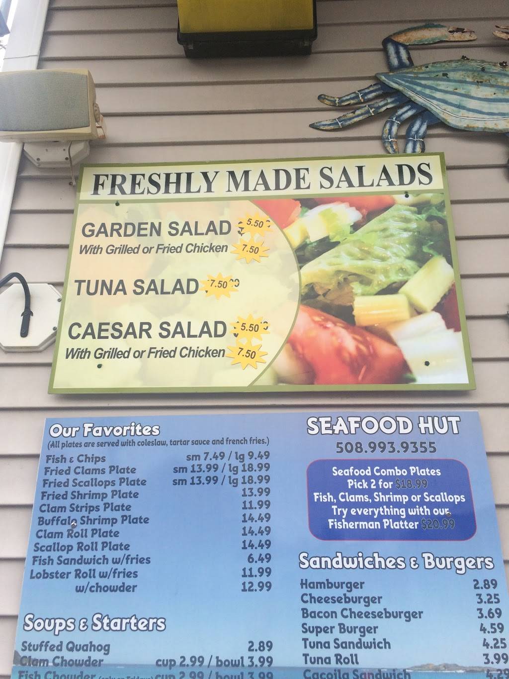 Seafood Hut | restaurant | 2 S Main St, Acushnet, MA 02743, USA | 5089939355 OR +1 508-993-9355