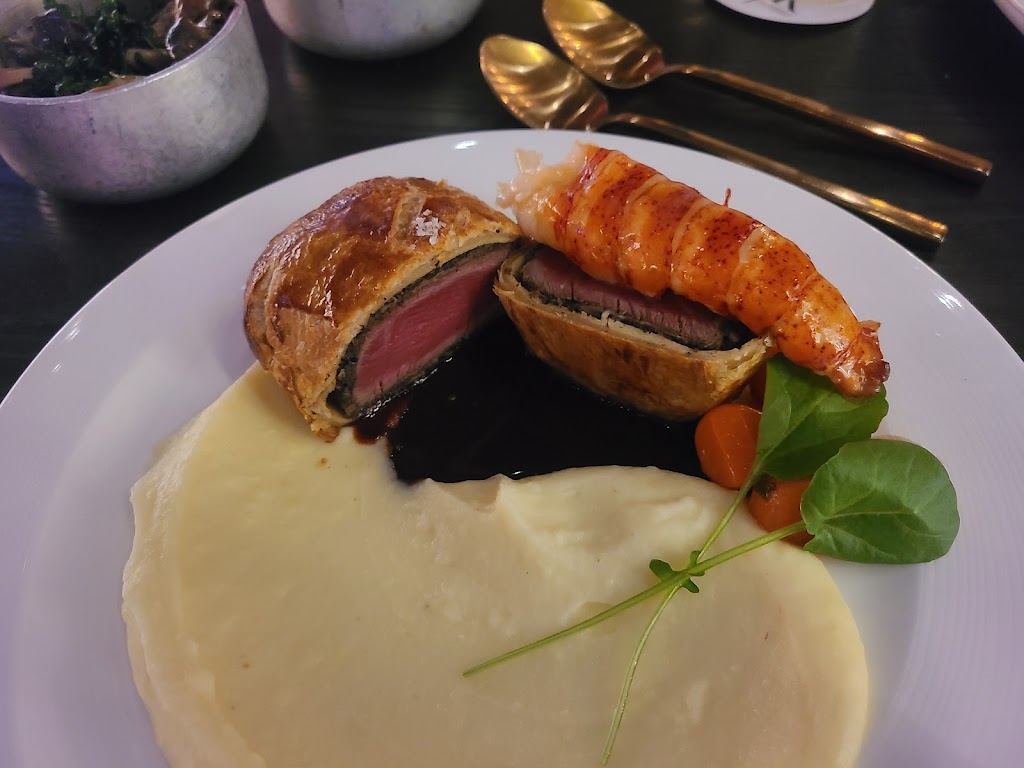 Hells Kitchen | restaurant | 777 S Resort Dr, Valley Center, CA 92082, USA | 7607513100 OR +1 760-751-3100