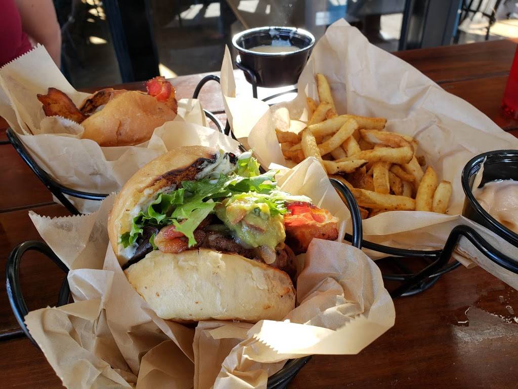 Congregation Ale House Long Beach Chapter | restaurant | 201 E Broadway, Long Beach, CA 90802, USA | 5624322337 OR +1 562-432-2337