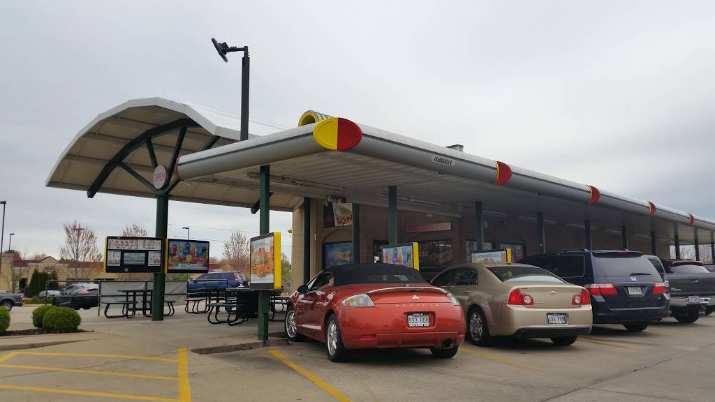 Sonic Drive-In | restaurant | 1144 N Colorado Dr, Fayetteville, AR 72701, USA | 4794449404 OR +1 479-444-9404