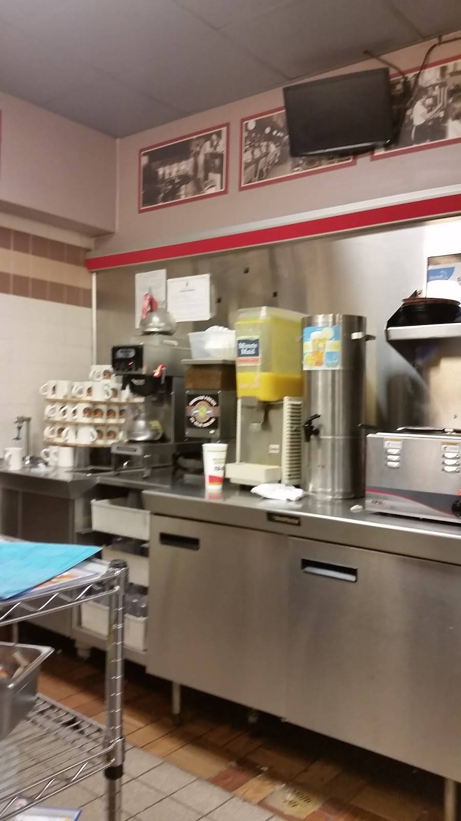 Waffle House | meal takeaway | 7035 Enterprise Dr, Olive Branch, MS 38654, USA | 6628934422 OR +1 662-893-4422