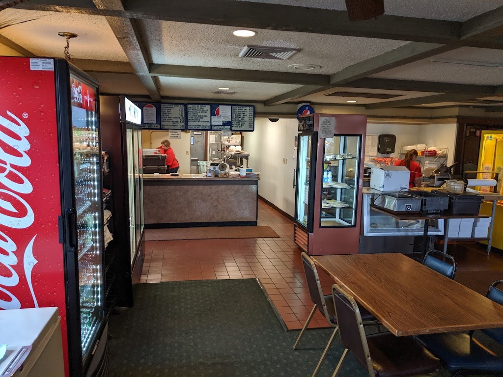 Ds | restaurant | 405 U.S. 281, Aberdeen, SD 57401, USA | 6052251566 OR +1 605-225-1566