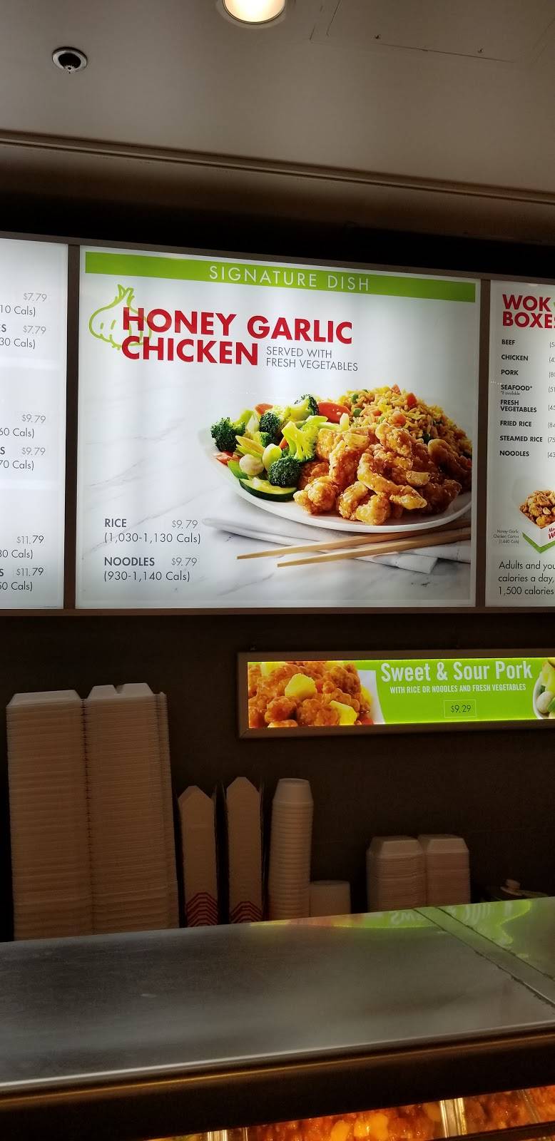 Manchu Wok | restaurant | 9350 Yonge St #004, Richmond Hill, ON L4C 5G2, Canada | 4162377681 OR +1 416-237-7681