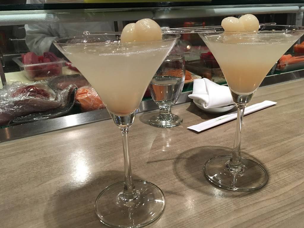 Restaurant Mikado Monkland | restaurant | 5515 Av de Monkland, Montréal, QC H4A 1C8, Canada | 5143693659 OR +1 514-369-3659