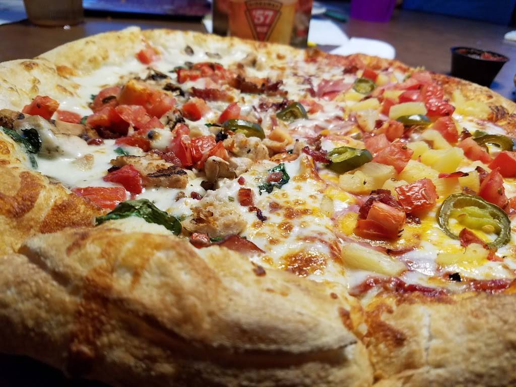 Hideaway Pizza | restaurant | 1150 N 9th St #2388, Broken Arrow, OK 74012, USA | 9182861777 OR +1 918-286-1777