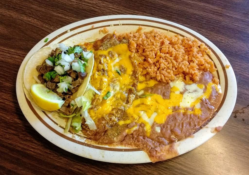 El Taquito | restaurant | 912 N Chester Ave, Bakersfield, CA 93308, USA | 6613938080 OR +1 661-393-8080