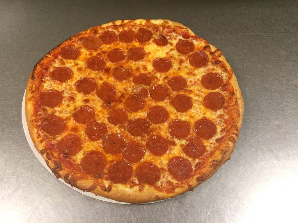 Zanis Pizza | restaurant | 184 Wakelee Ave, Ansonia, CT 06401, USA | 2037325859 OR +1 203-732-5859