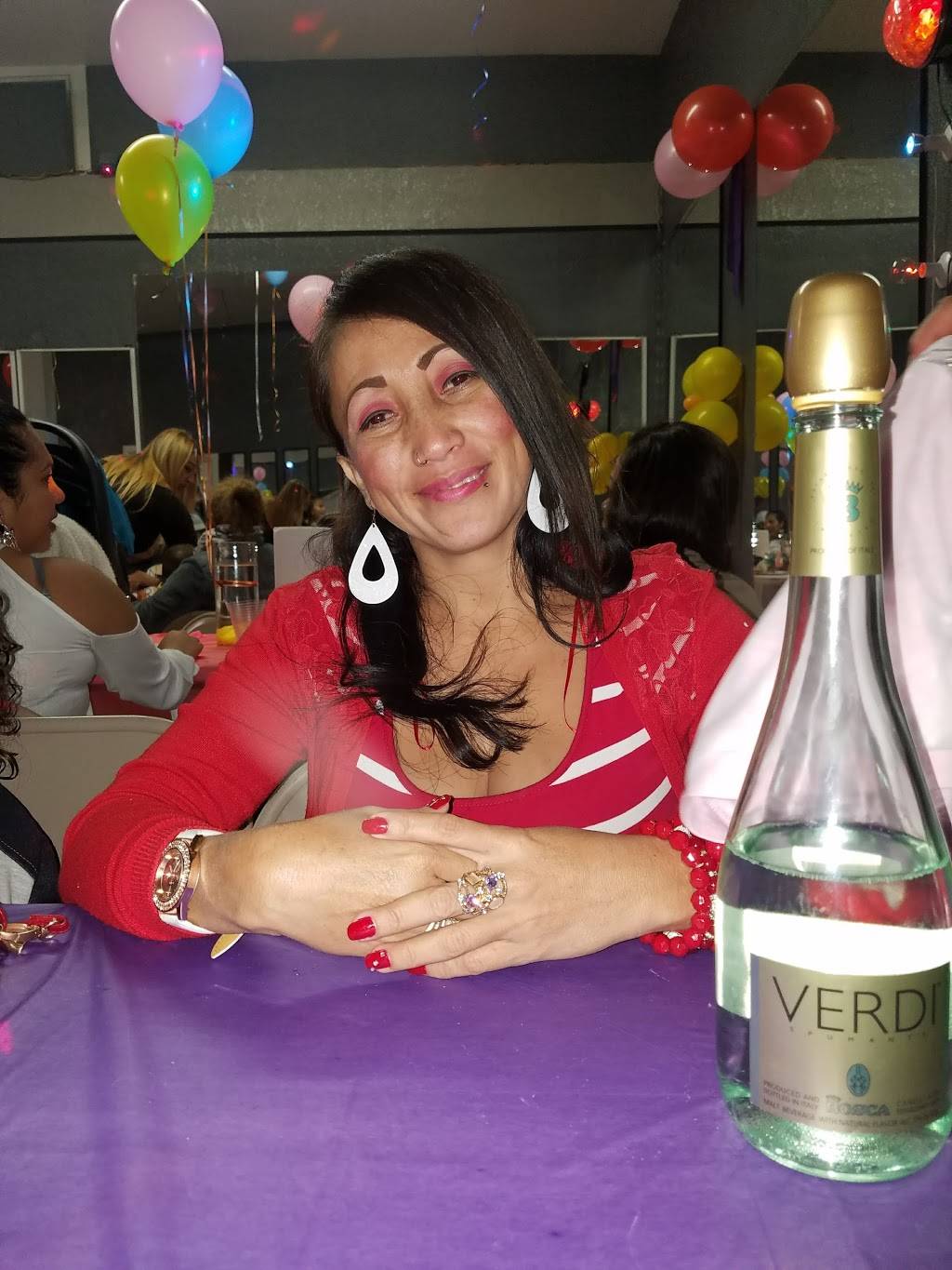 Taqueria Las Glorias | restaurant | 7411 Long Point Rd, Houston, TX 77055, USA | 8326651624 OR +1 832-665-1624