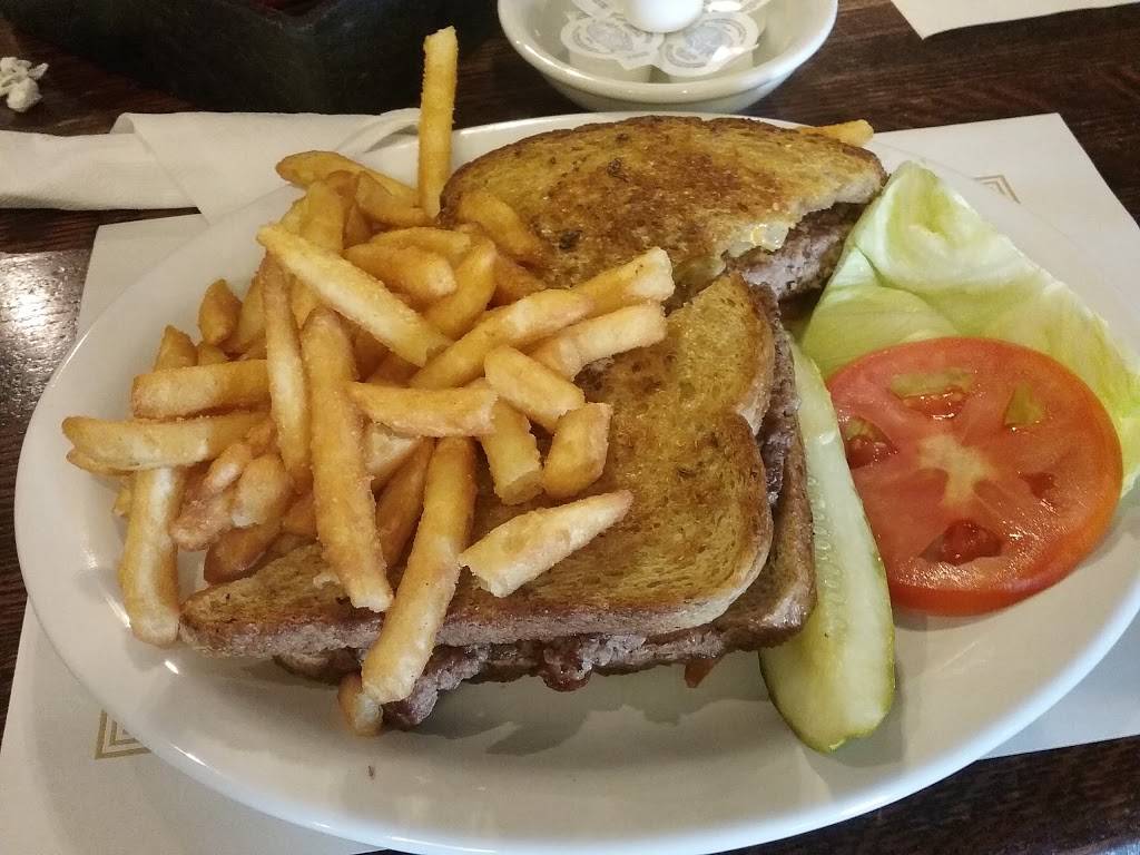 Paris Family Restaurant | restaurant | 2002 S Main St, Paris, IL 61944, USA | 2174660000 OR +1 217-466-0000