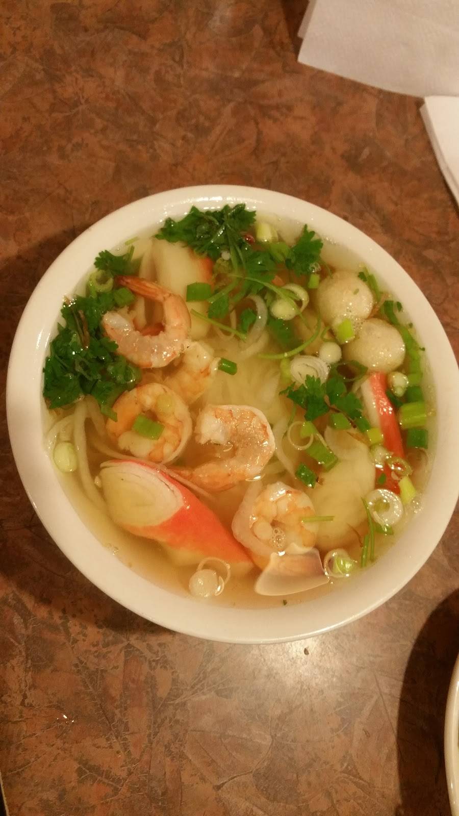 Pho Alderwood | restaurant | 2701 184th Ave West #107, Lynnwood, WA 98037, USA | 4257440990 OR +1 425-744-0990