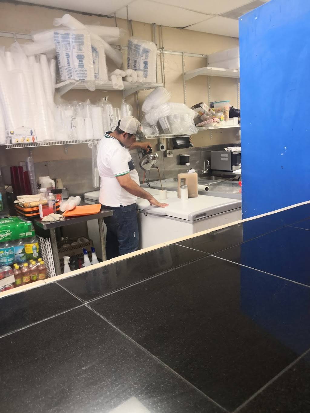 438 Wings & Grill | restaurant | 2801 N Hiawassee Rd, Orlando, FL 32818, USA | 4073176441 OR +1 407-317-6441