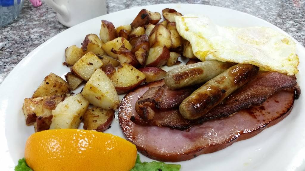 Country Skillets | restaurant | 1471 W Yosemite Ave, Manteca, CA 95337, USA | 2096657177 OR +1 209-665-7177