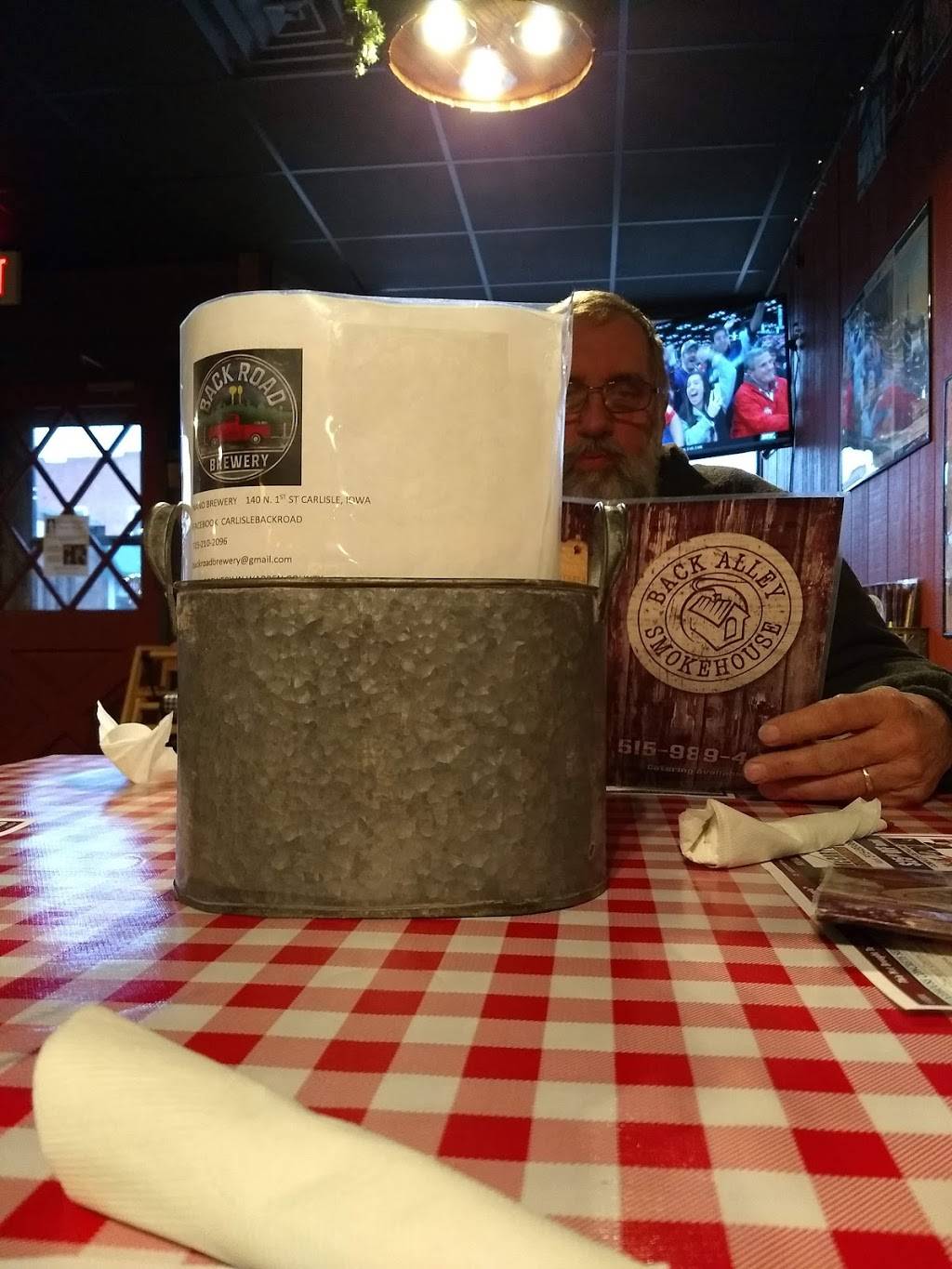 Back Alley Smokehouse | restaurant | 90 School St, Carlisle, IA 50047, USA | 5159894410 OR +1 515-989-4410