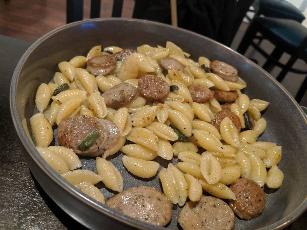 River Road American Bistro | restaurant | 160 Mill River Rd, Oyster Bay, NY 11771, USA | 5168025661 OR +1 516-802-5661