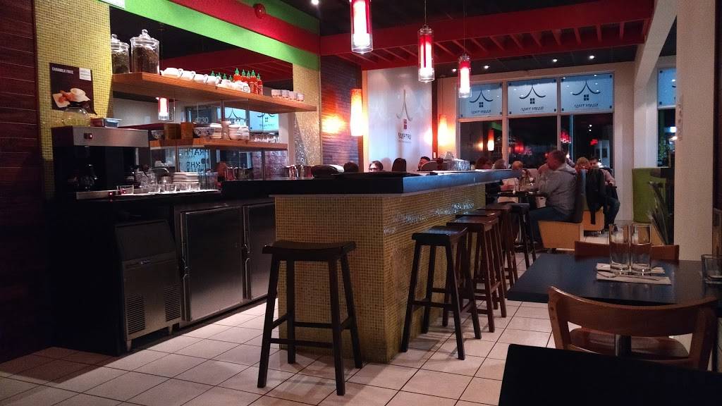 Banh Thai Restaurant | restaurant | 4730 Boul Gene-H.-Kruger, Trois-Rivières, QC G9A 4N1, Canada | 8198402833 OR +1 819-840-2833