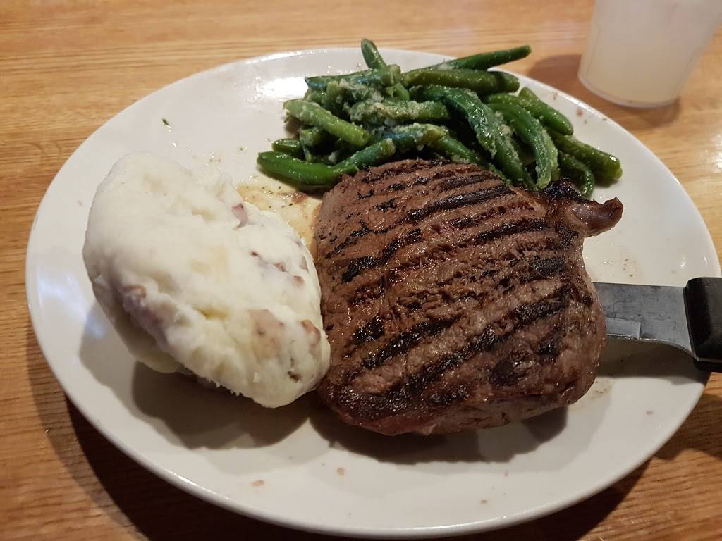 Applebees Grill + Bar | restaurant | 340 State Hwy 13, Wisconsin Dells, WI 53965, USA | 6082546900 OR +1 608-254-6900