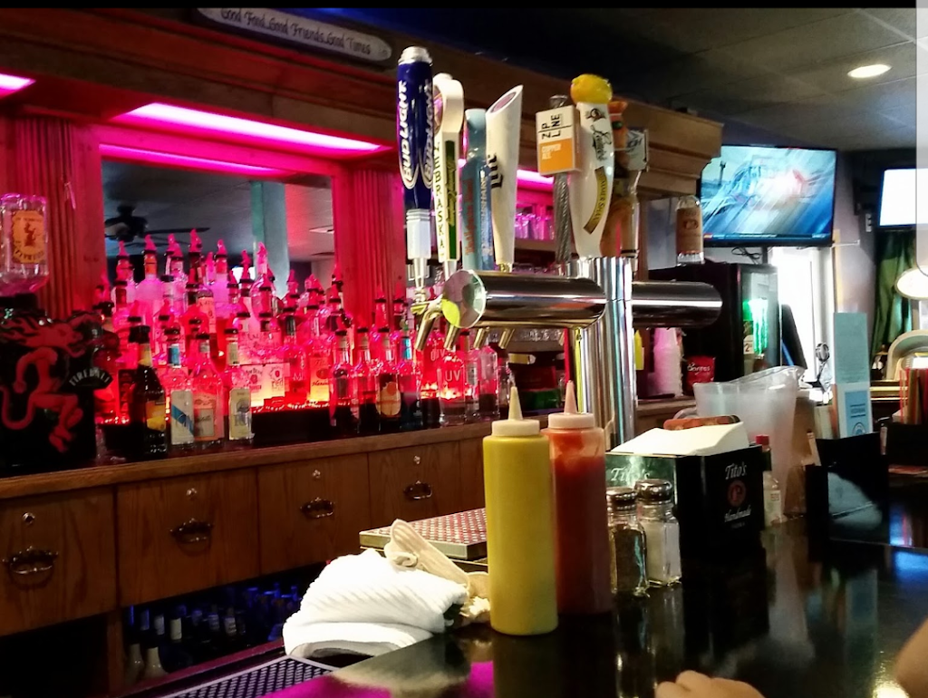 Hickman Bar & Grill | restaurant | 107 Locust St, Hickman, NE 68372, USA | 4027922322 OR +1 402-792-2322