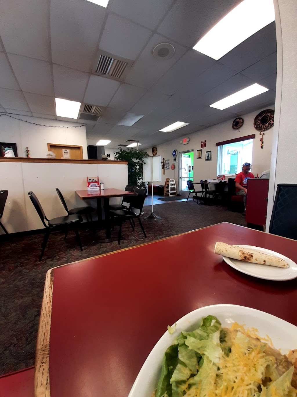 Monas Cafe | restaurant | 403 El Camino Rd, Gillette, WY 82716, USA | 3076866506 OR +1 307-686-6506