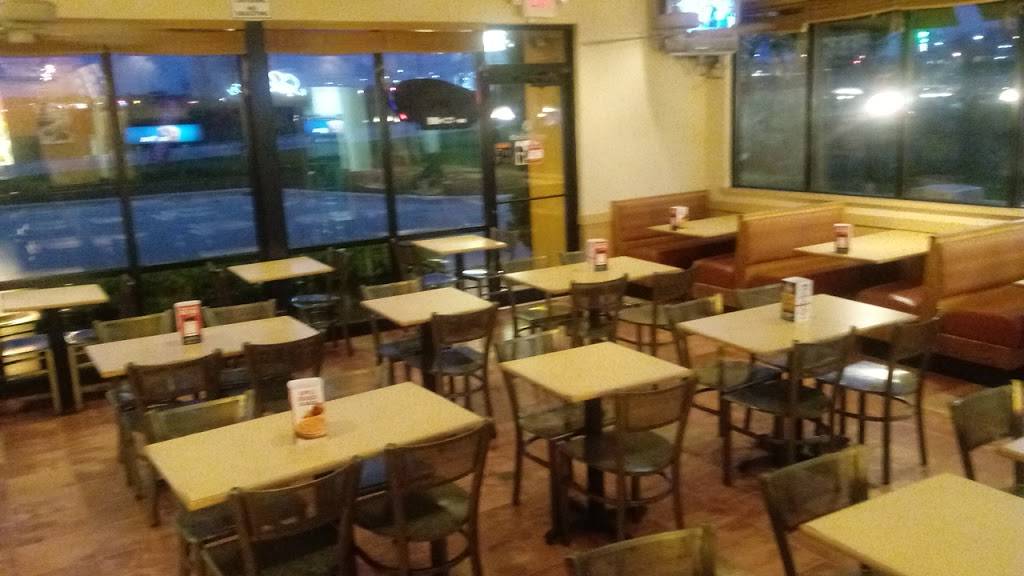 Taco Johns | restaurant | 2672 Eaton Rd, Bellevue, WI 54311, USA | 9204067630 OR +1 920-406-7630