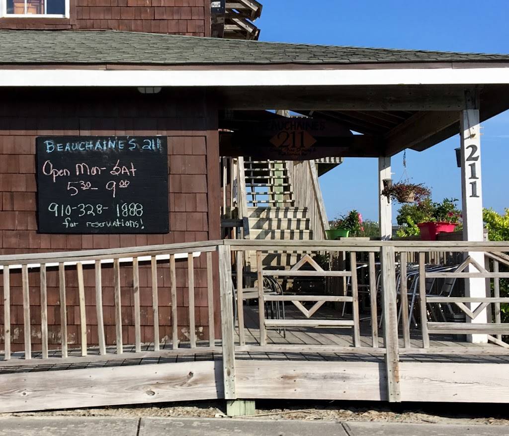 Beauchaines 211 | restaurant | 211 S Topsail Dr, Surf City, NC 28445, USA | 9103281888 OR +1 910-328-1888