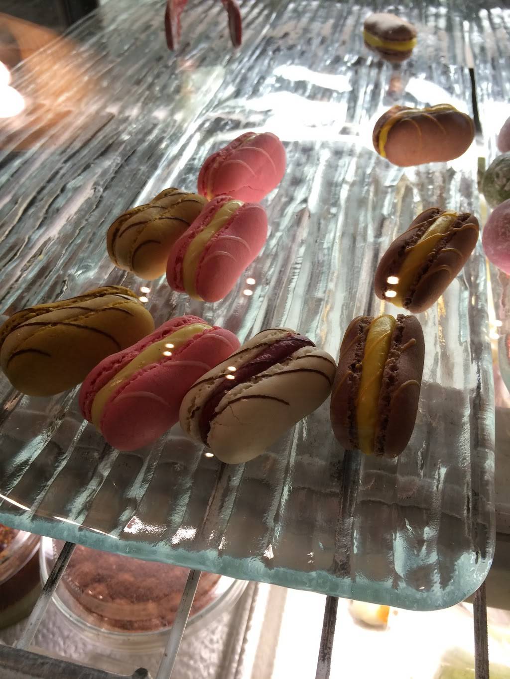 Fantasia Coffee & Tea | restaurant | 378 Santana Row, San Jose, CA 95128, USA | 4082601668 OR +1 408-260-1668