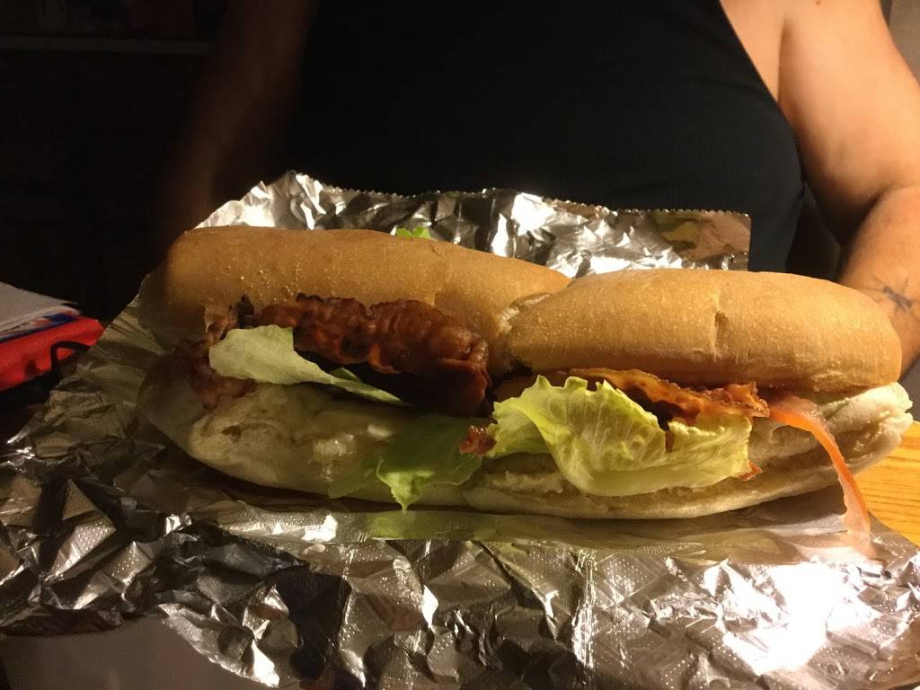 East Coast Subs | restaurant | 1527 Bee Creek Rd, Branson, MO 65616, USA | 4173342601 OR +1 417-334-2601