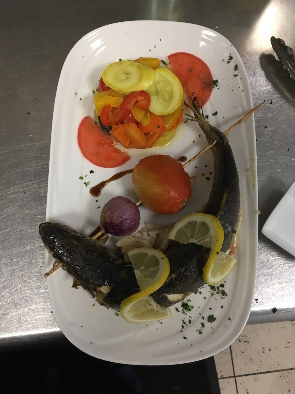 Trio | restaurant | 18134 Union Tpke, Fresh Meadows, NY 11366, USA | 7183743162 OR +1 718-374-3162