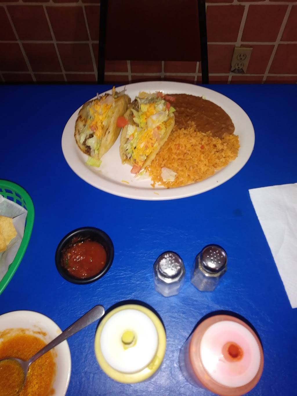 Regias Cocina | restaurant | 1701 W Martin St, San Antonio, TX 78207, USA | 2107767222 OR +1 210-776-7222